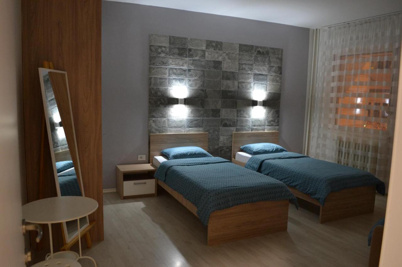 Lazarus Apartment Szkopje Kültér fotó