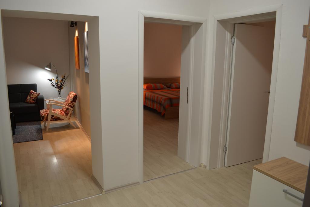 Lazarus Apartment Szkopje Kültér fotó