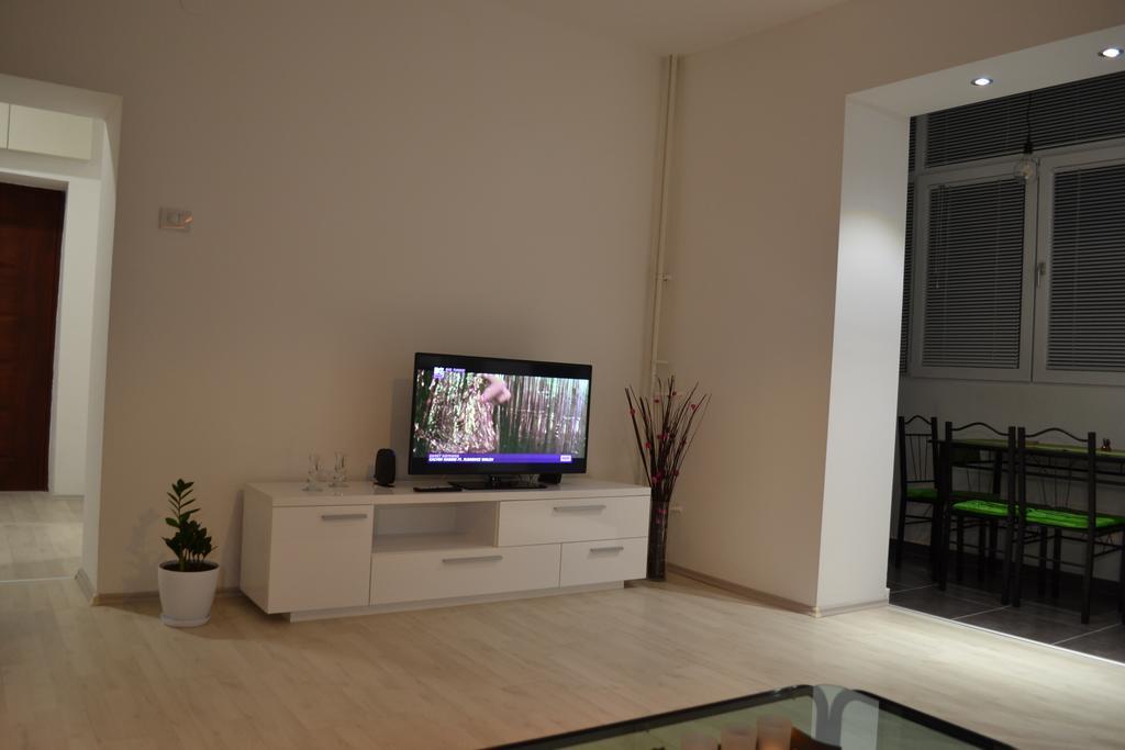 Lazarus Apartment Szkopje Kültér fotó