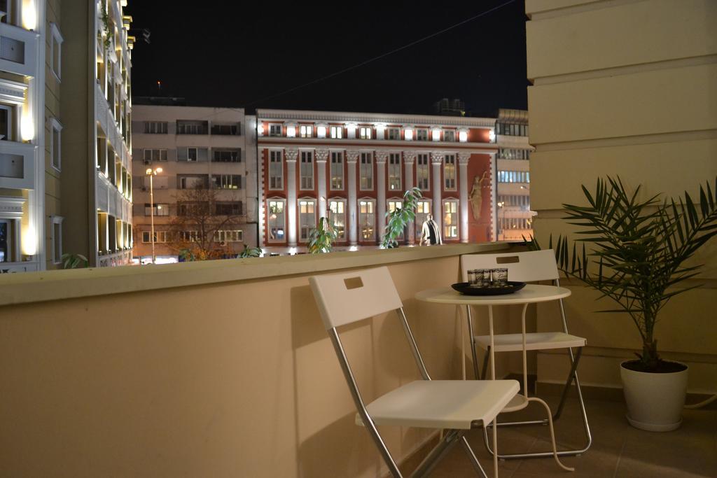 Lazarus Apartment Szkopje Kültér fotó